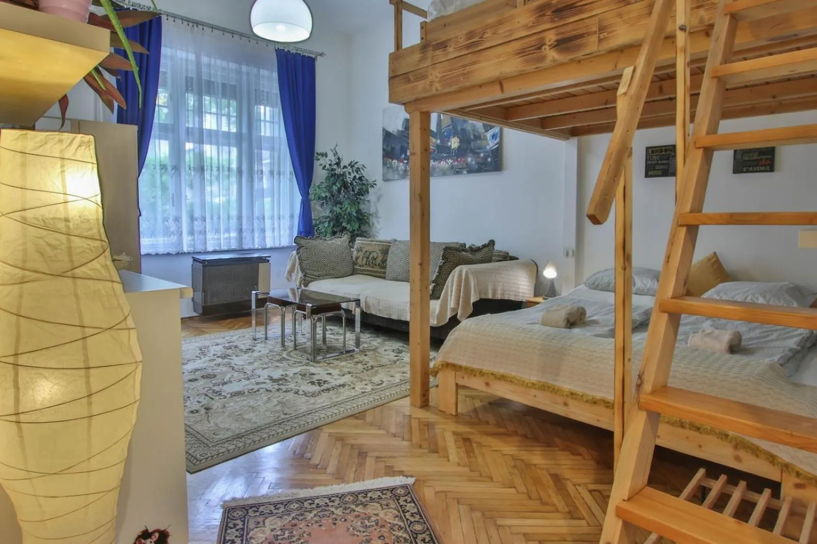 Palatinus Apartman Apartment Budapest Hungary