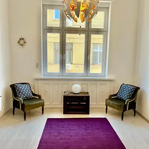 Carl Lutz River Side Danube Apartament